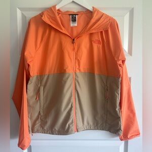 The North Face Women's Flyweight Hooded Jacket 2.0